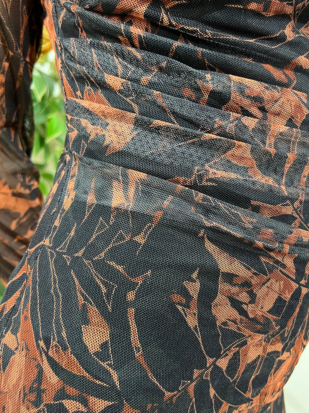 Vestido Alina negro y naranja