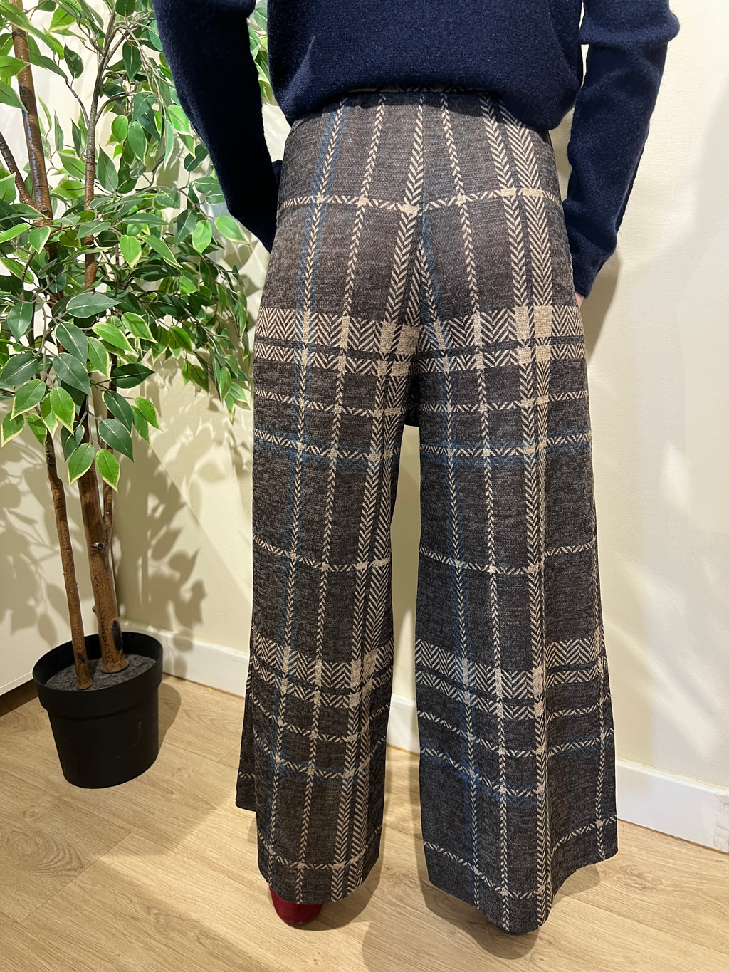 Pantalón Maribel modelo 2