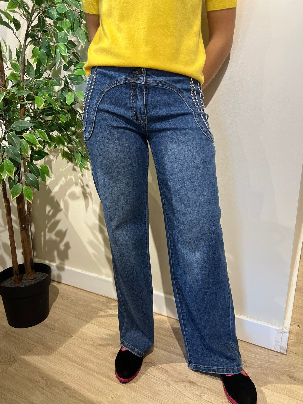 Vaquero denim tachuelas