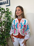 Chaqueta bordada blanca modelo 2