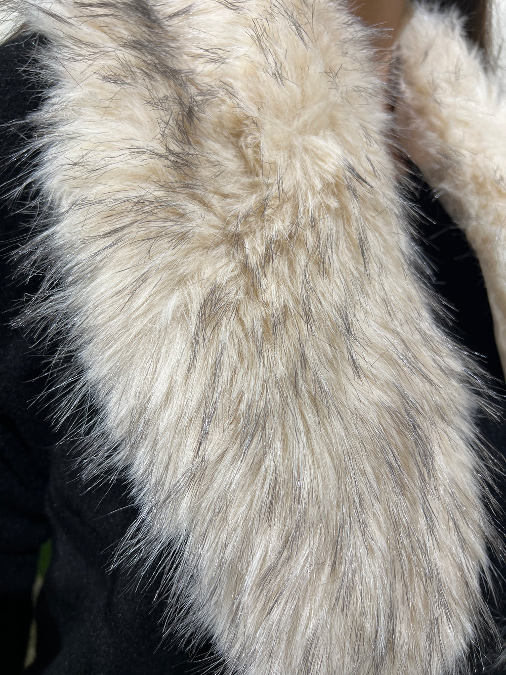 Cuello sintético blanco