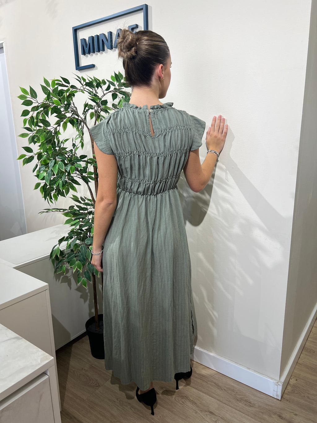 Vestido Carlota caqui