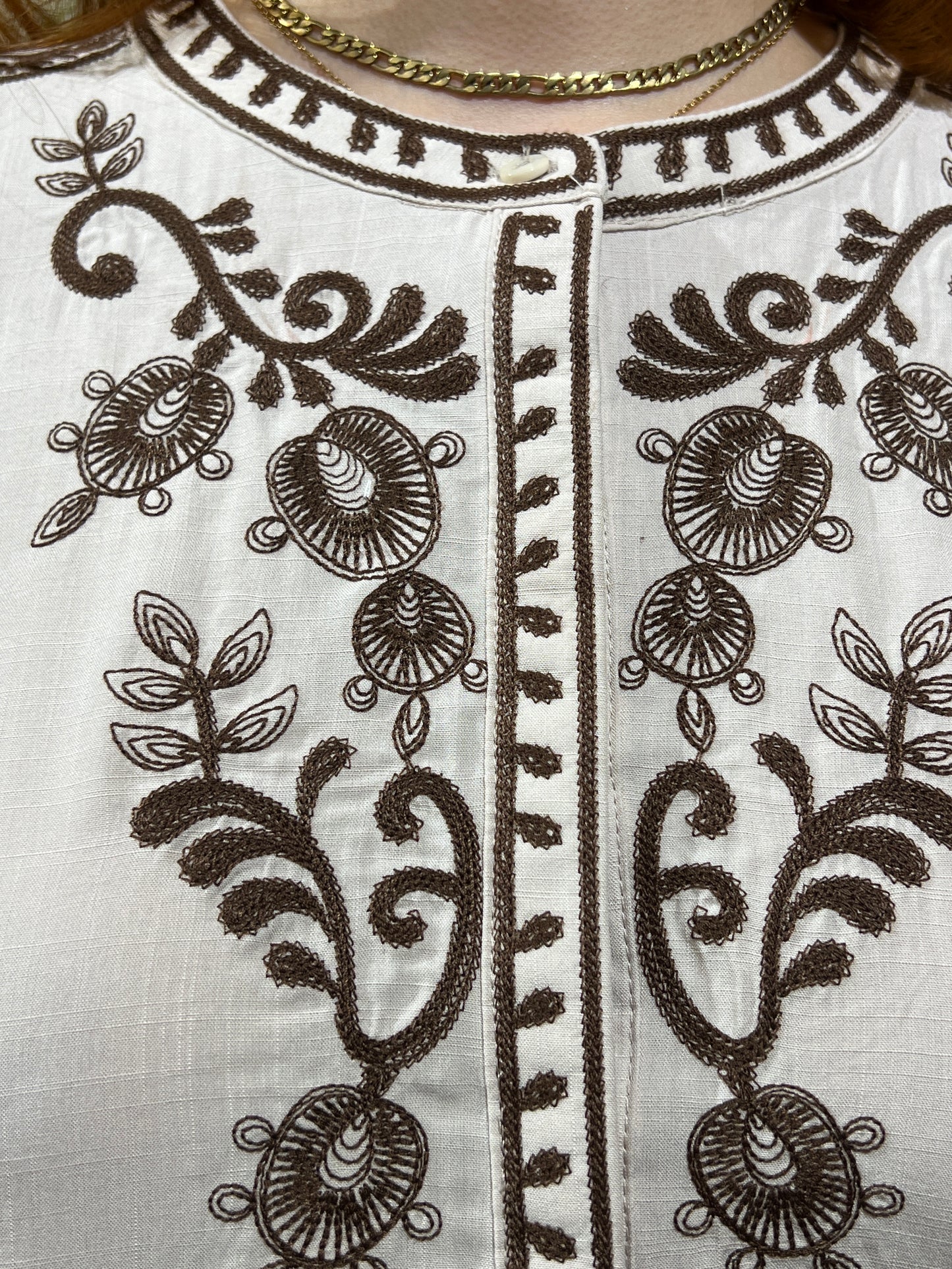 Blusa bordada