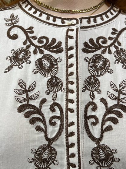 Blusa bordada