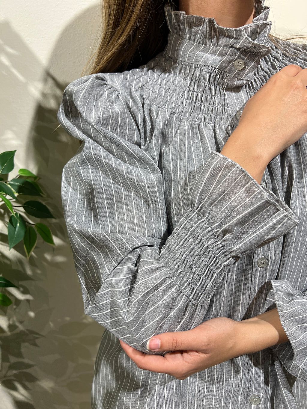 Blusa Alira gris