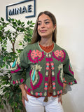 Chaqueta bordada caqui modelo 1