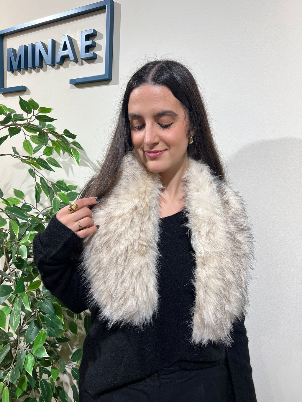 Cuello sintético blanco