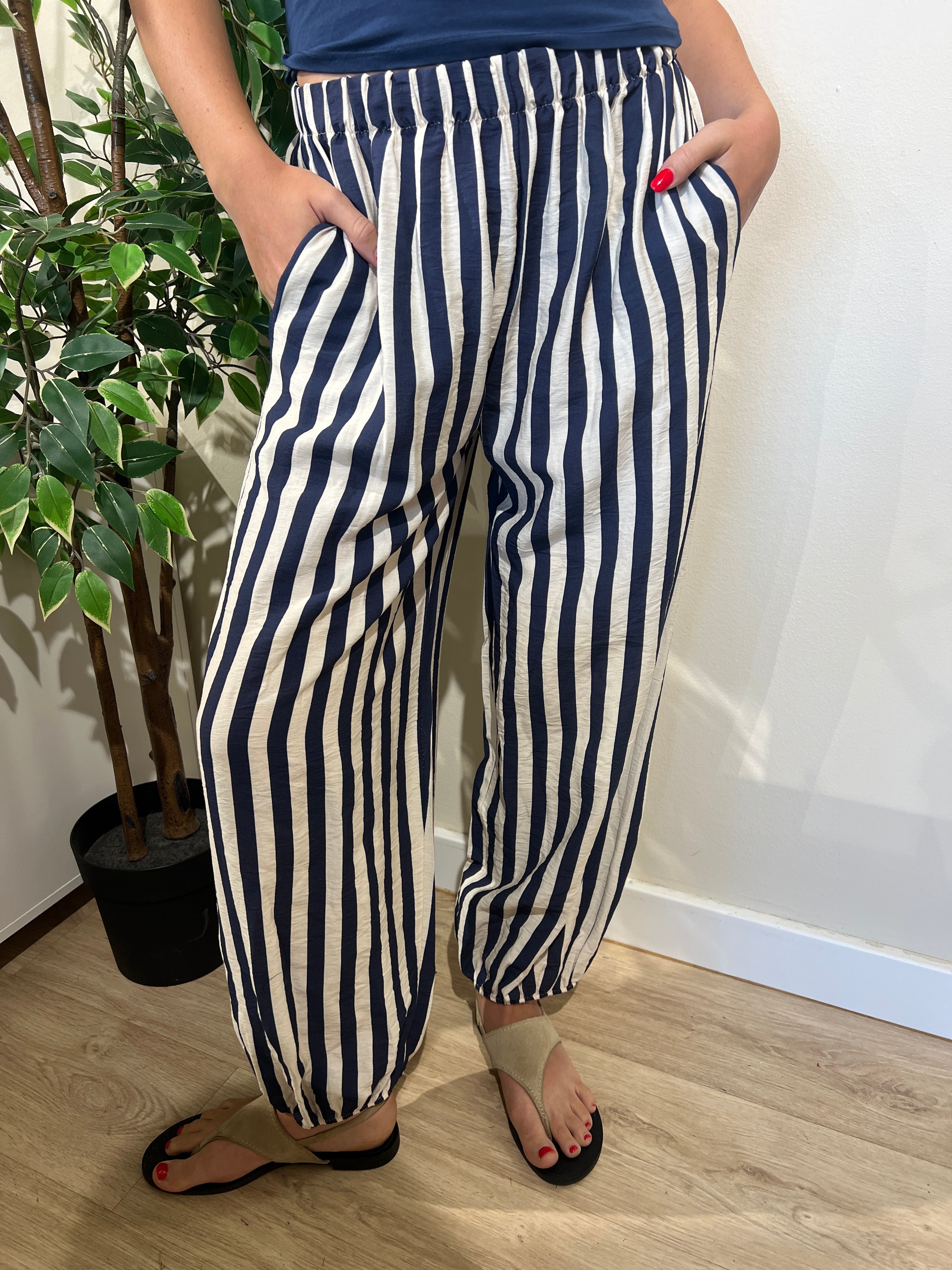 Pantalón bombacho rayas azul