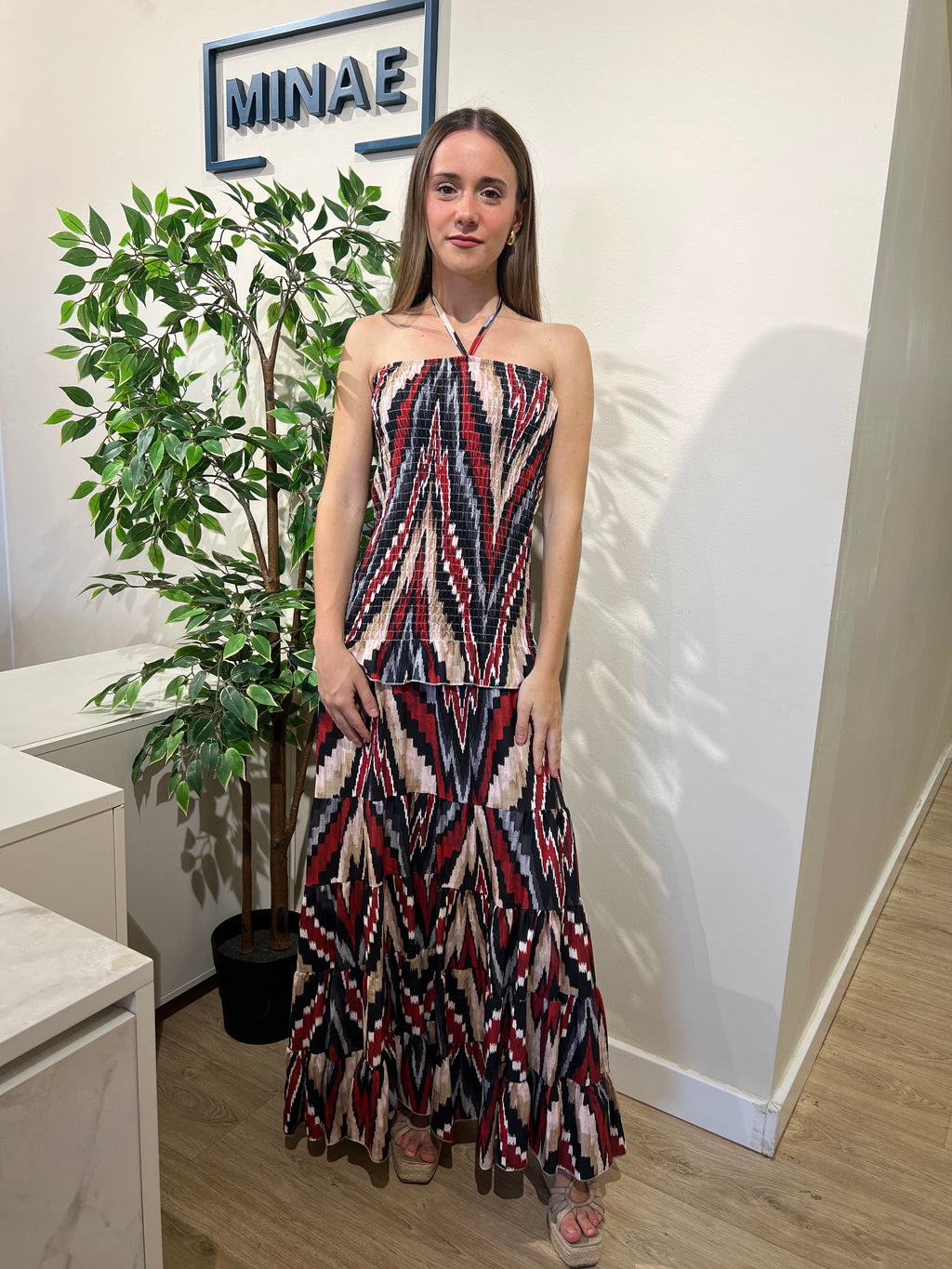 Vestido Nerea negro y rojo
