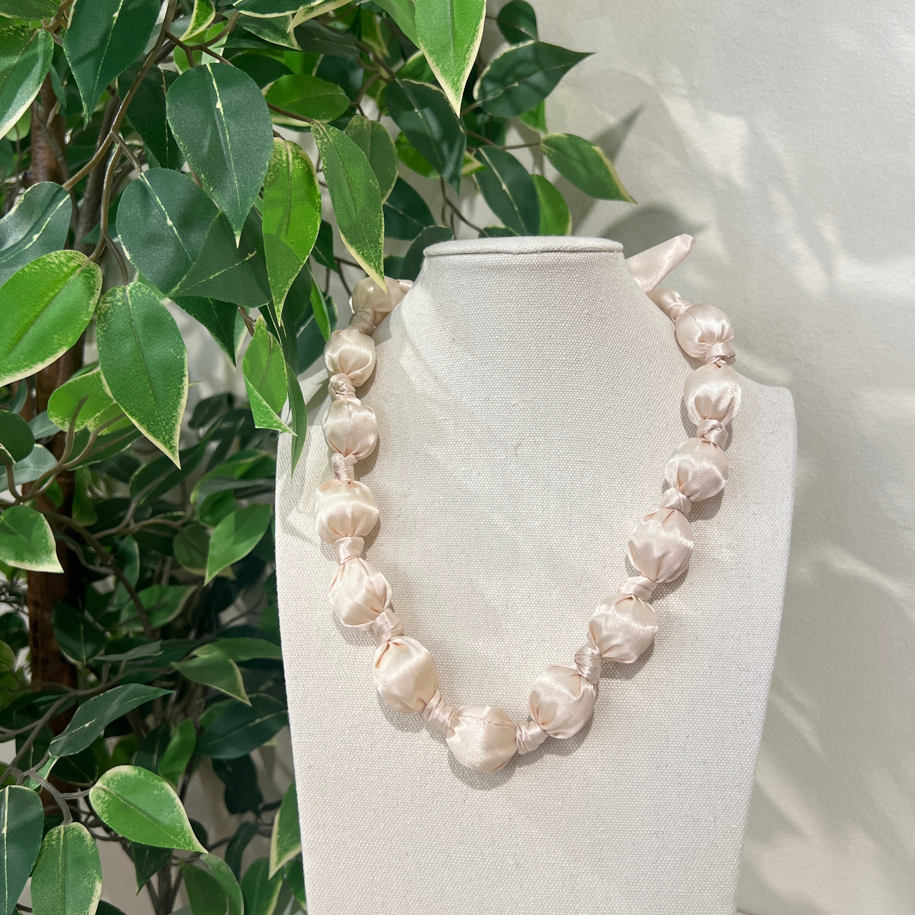 Collar Suiza (+colores)