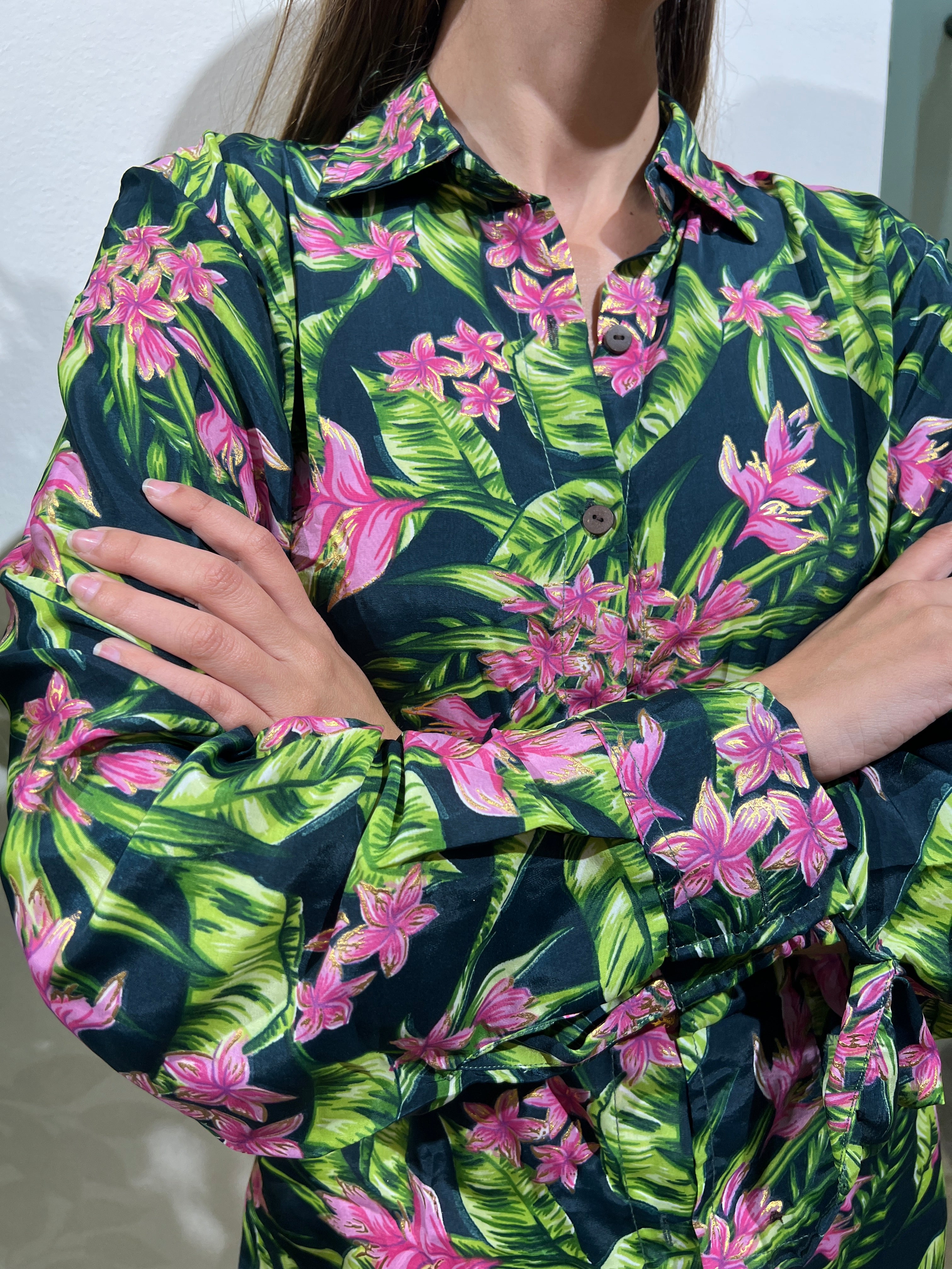 Camisa seda modelo 3