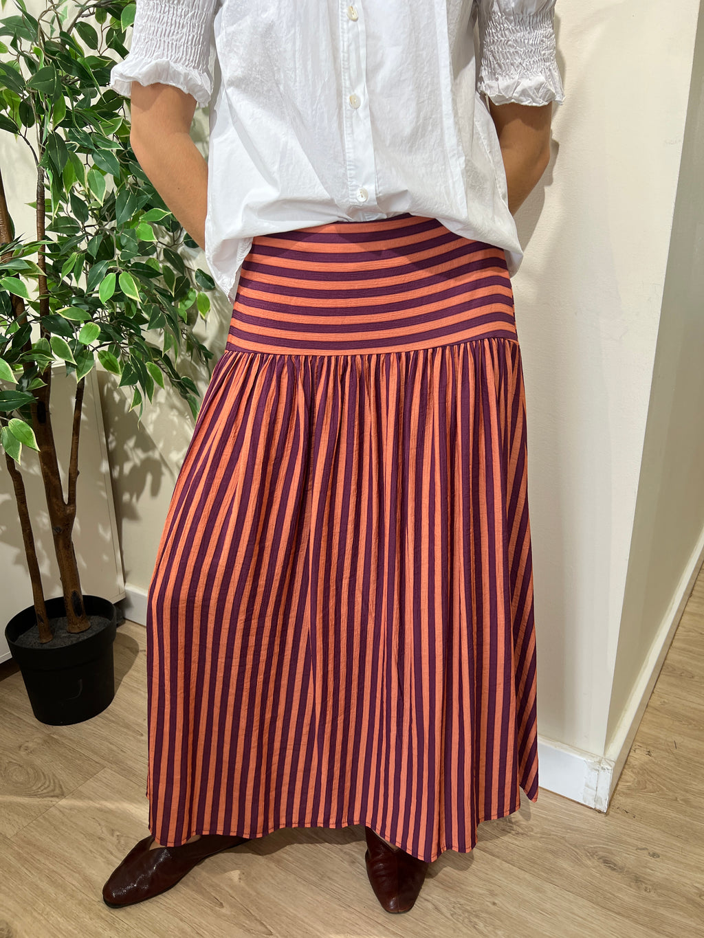 Falda rayas morada y naranja