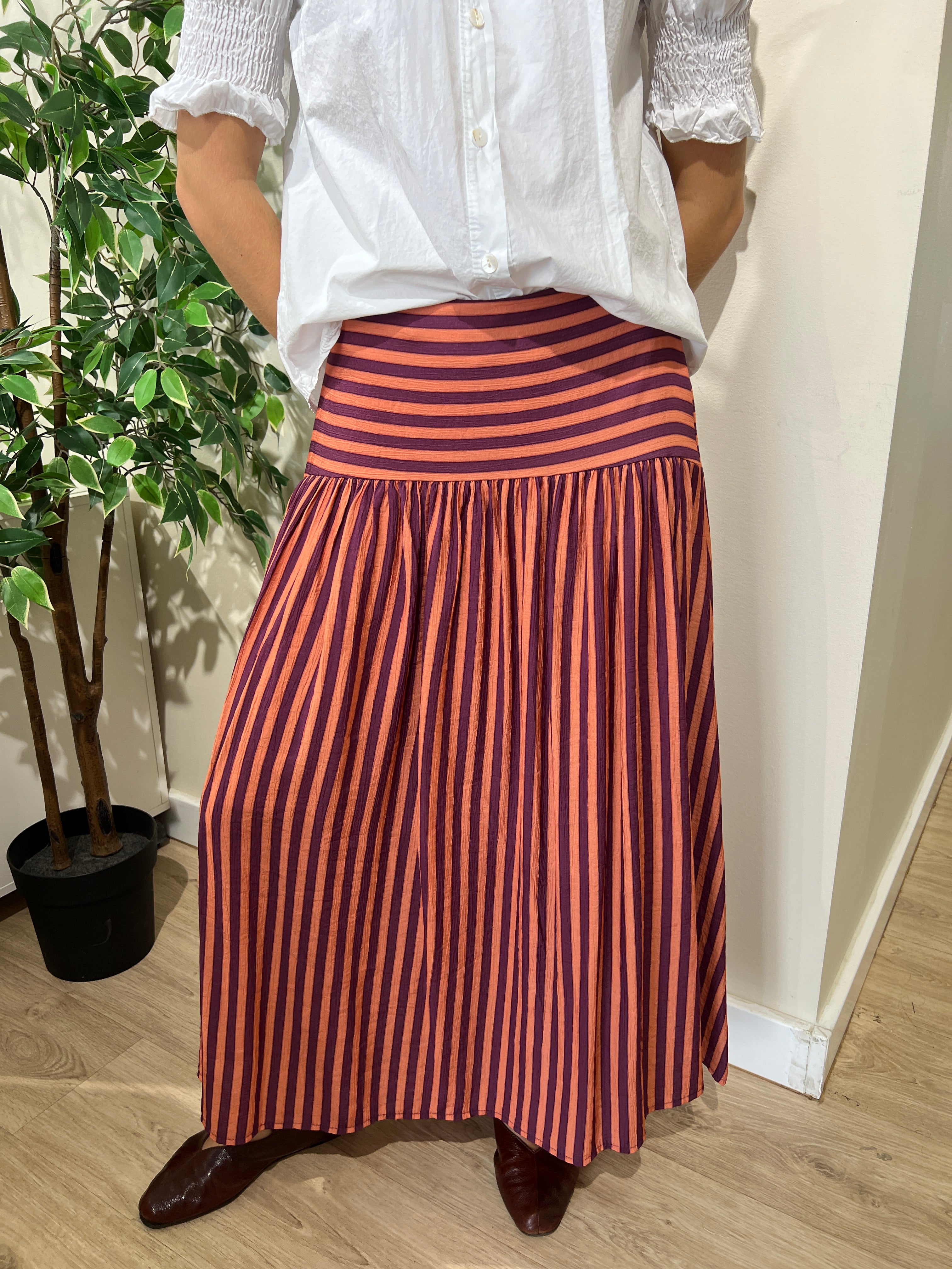 Falda rayas morada y naranja