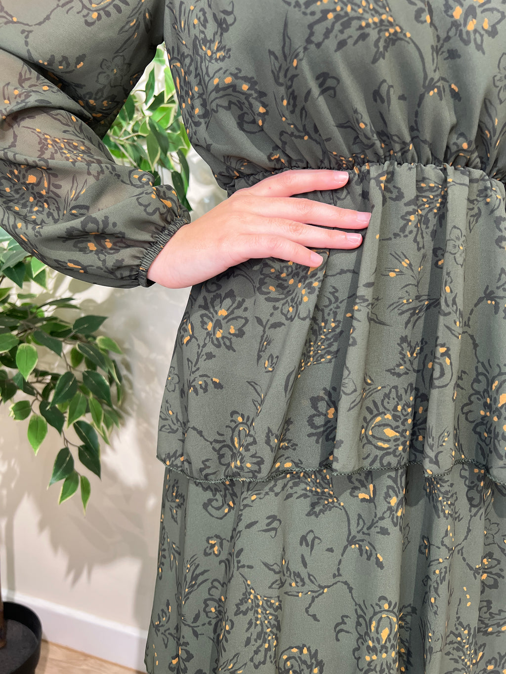 Vestido volantes verde