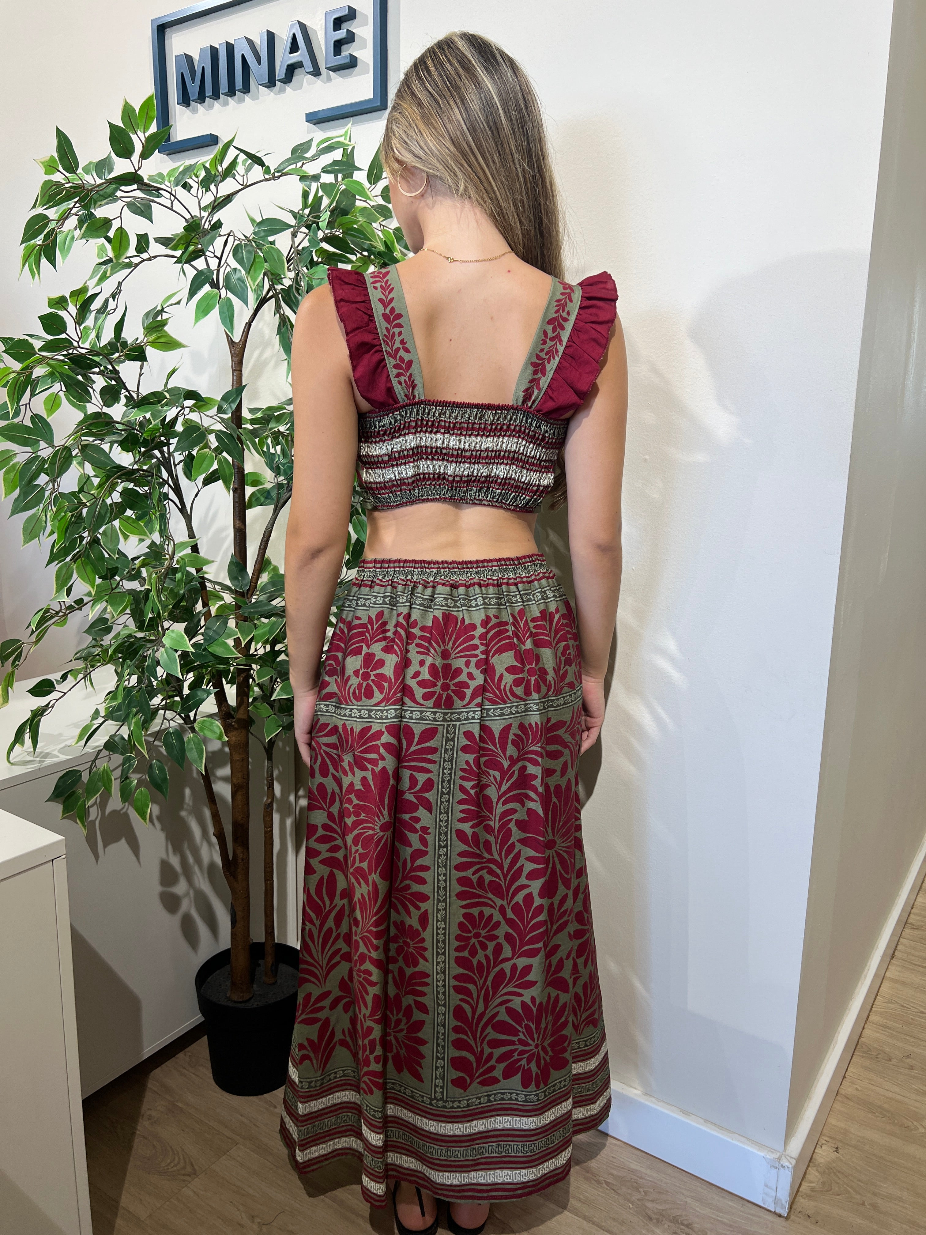 Conjunto Valeria verde y granate