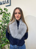 Cuello sintético gris