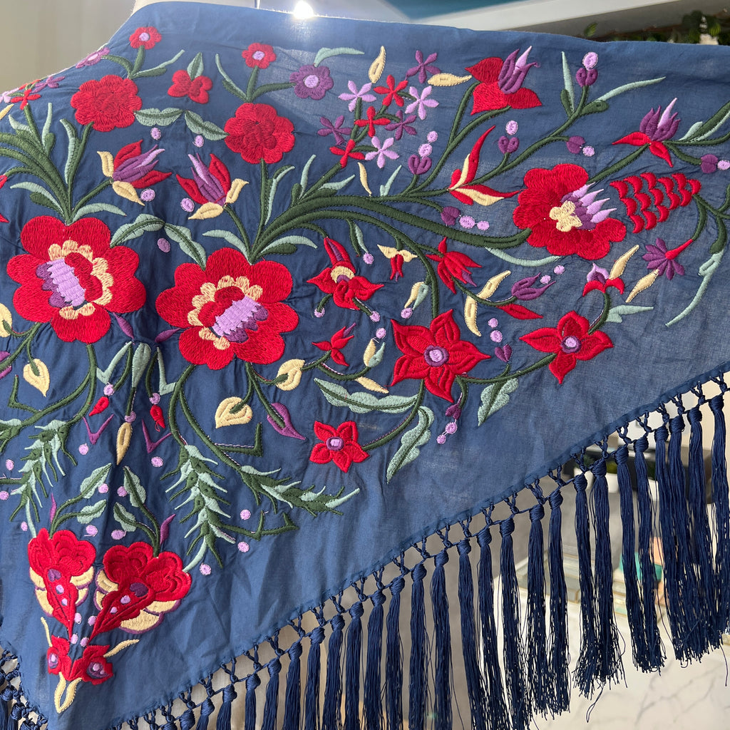 Mantón Solera azul azafata