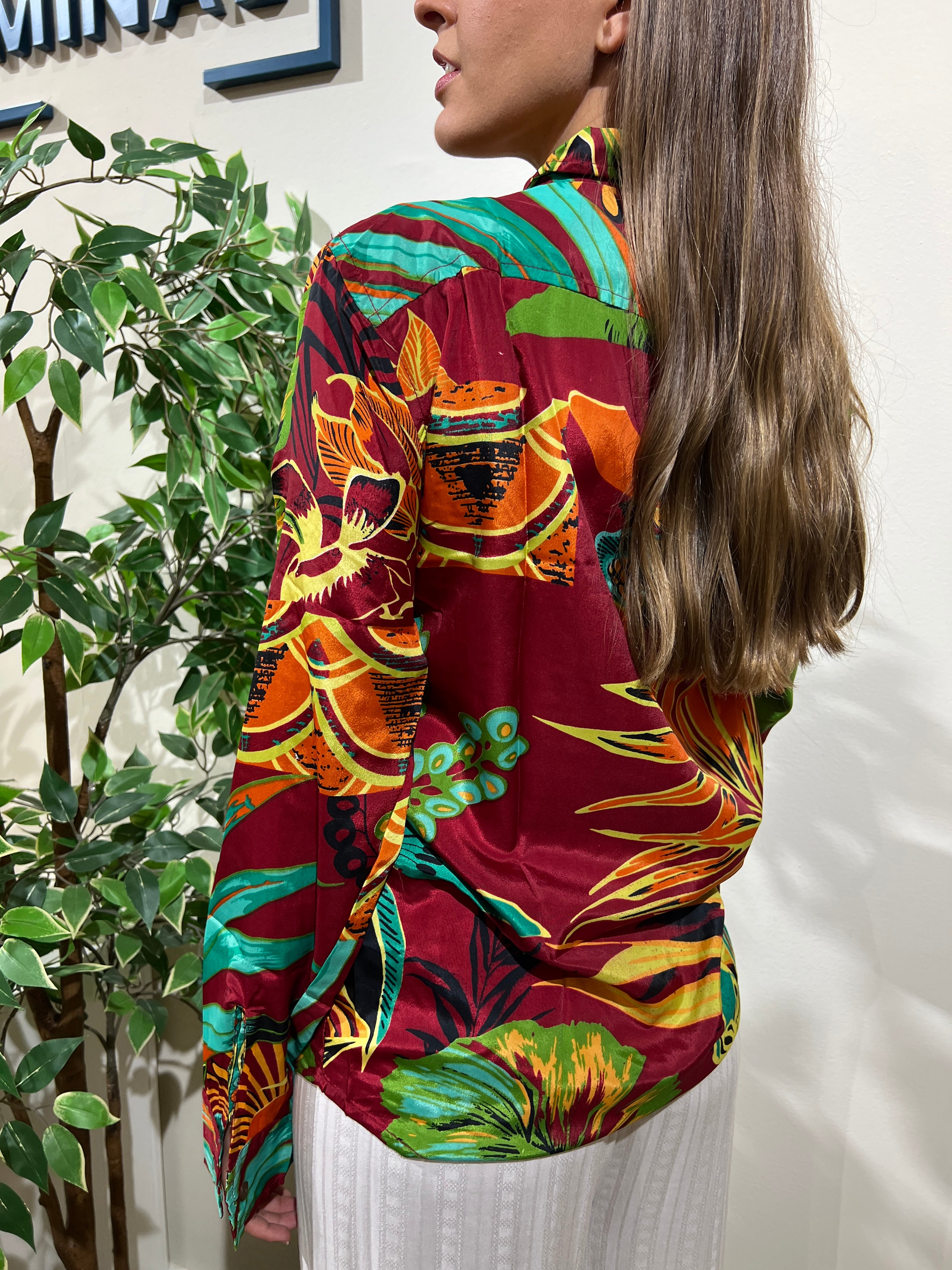 Camisa seda modelo 2