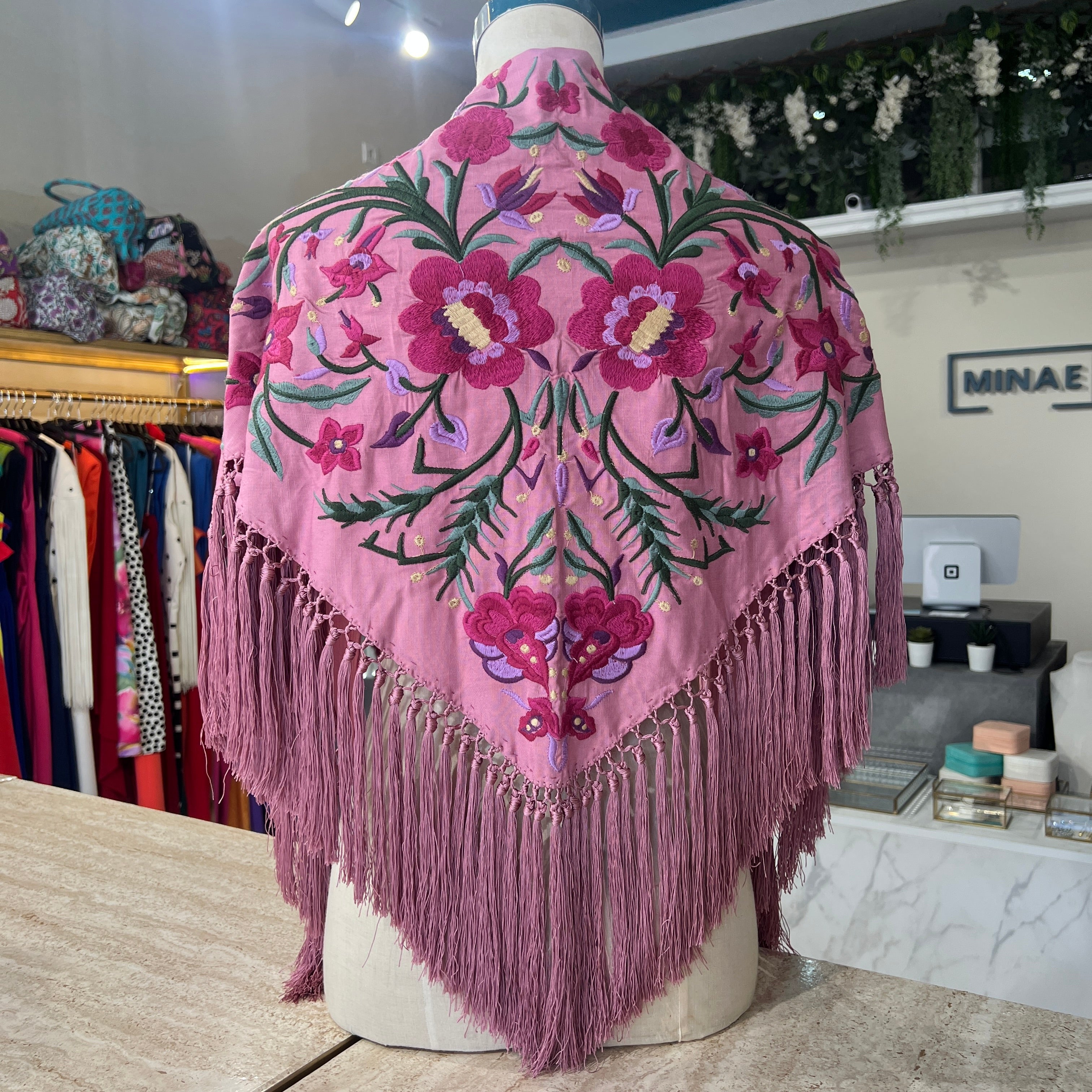 Mantón Solera malva