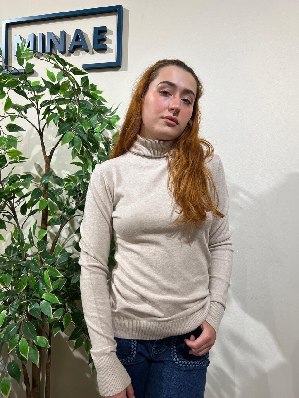 Jersey cuello vuelto beige