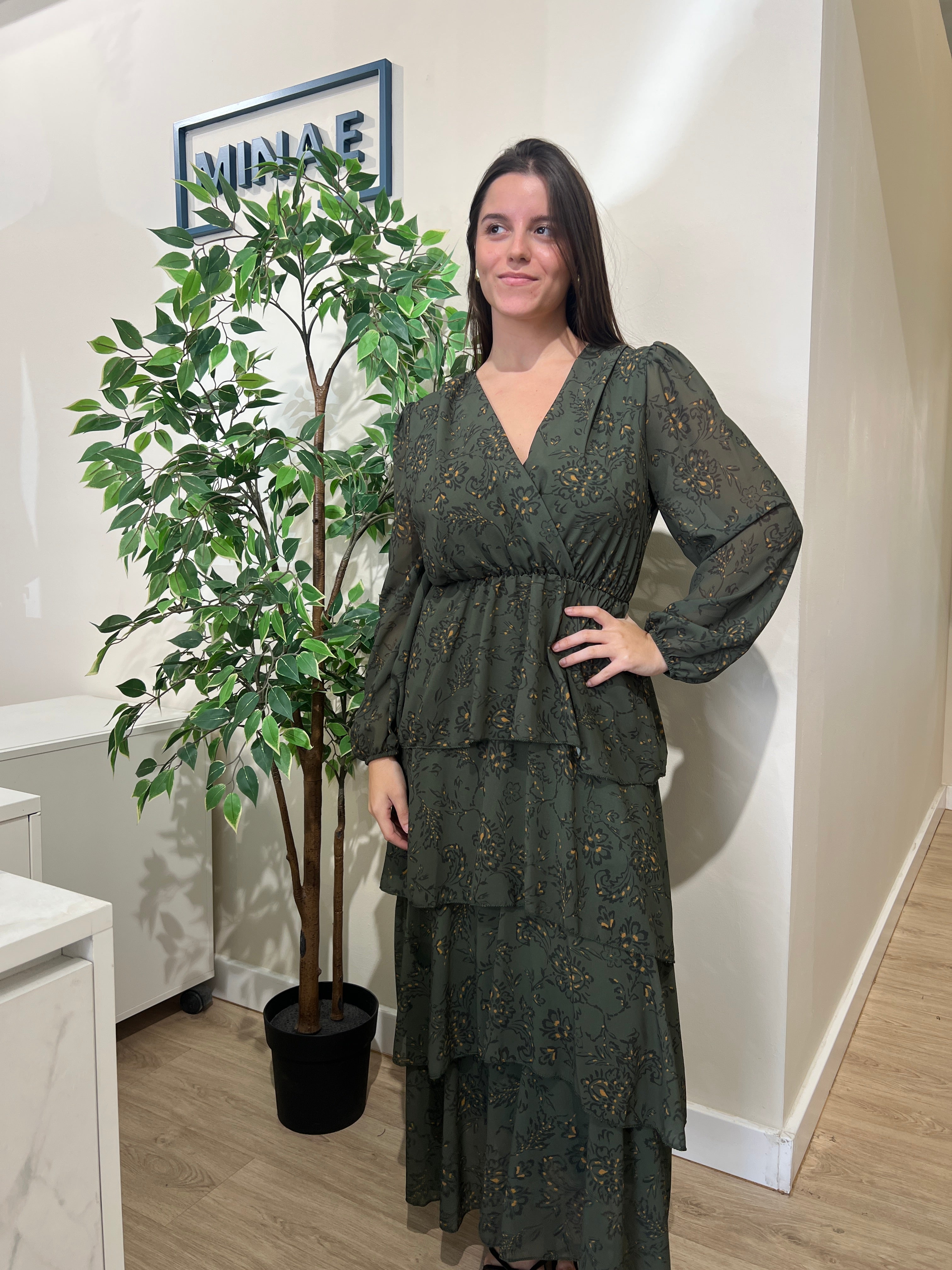 Vestido volantes verde