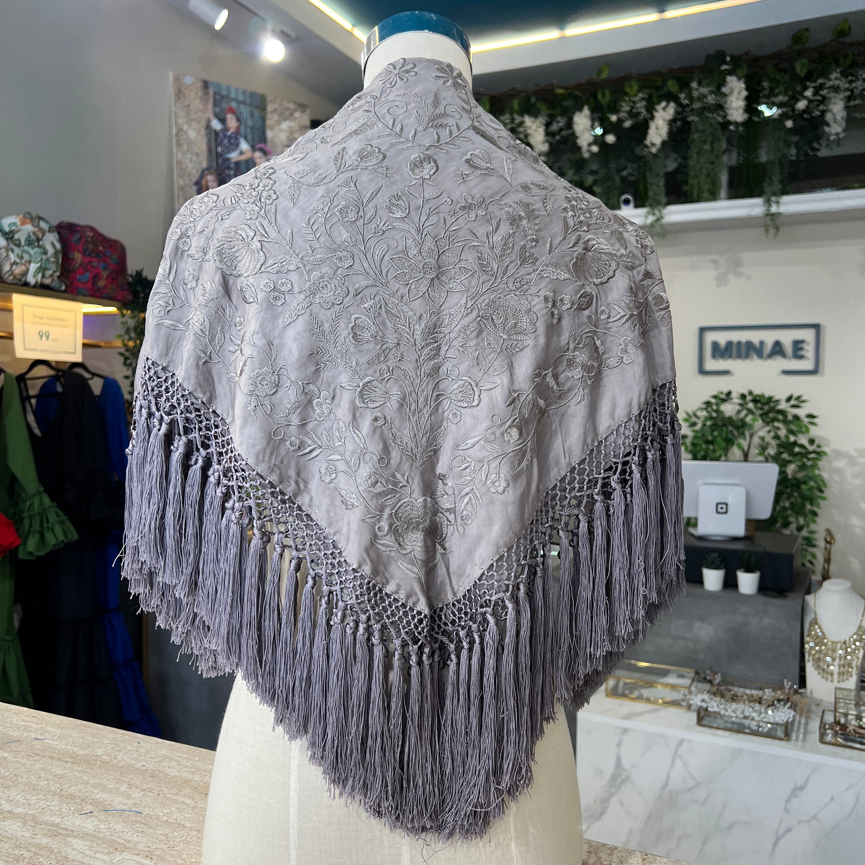 Mantón espejo gris