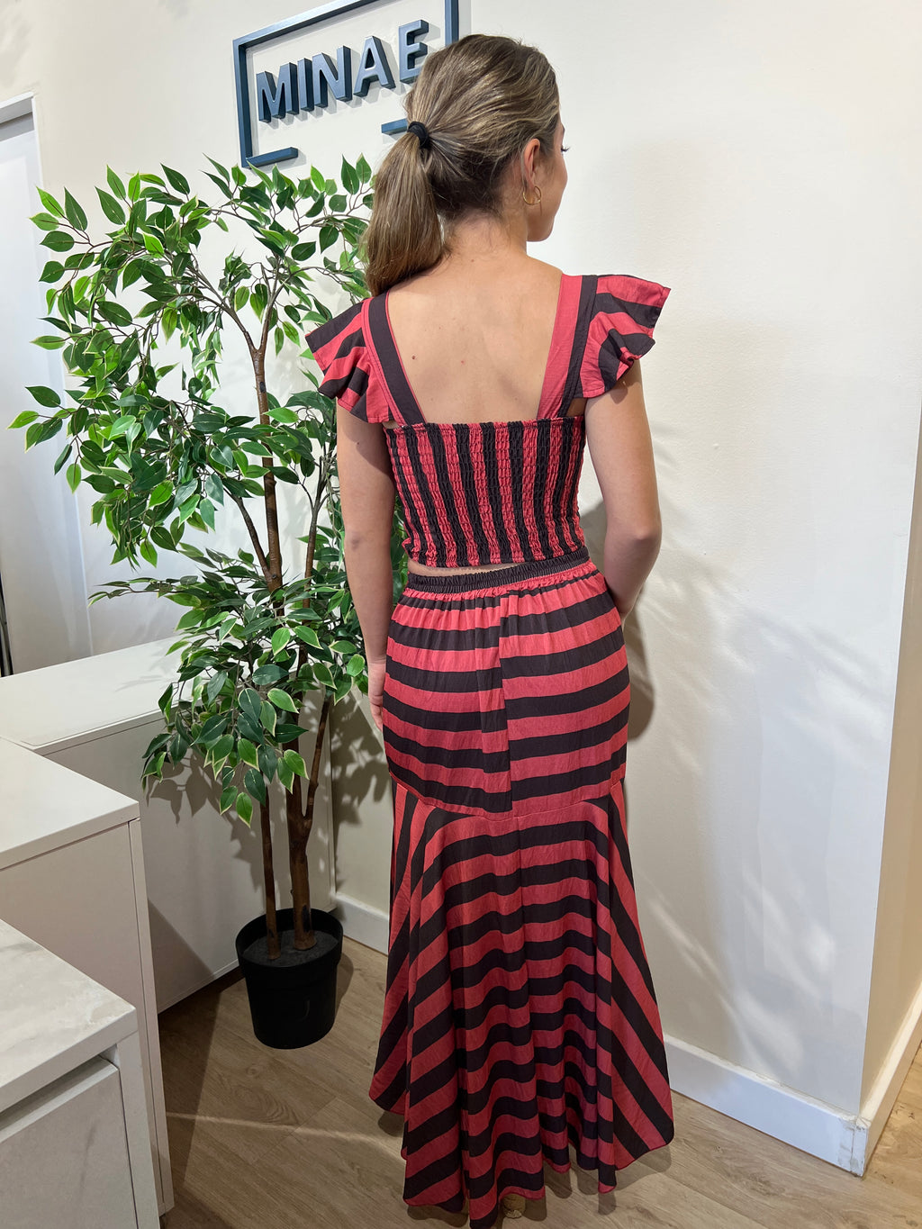 Conjunto rayas marrones y rosas