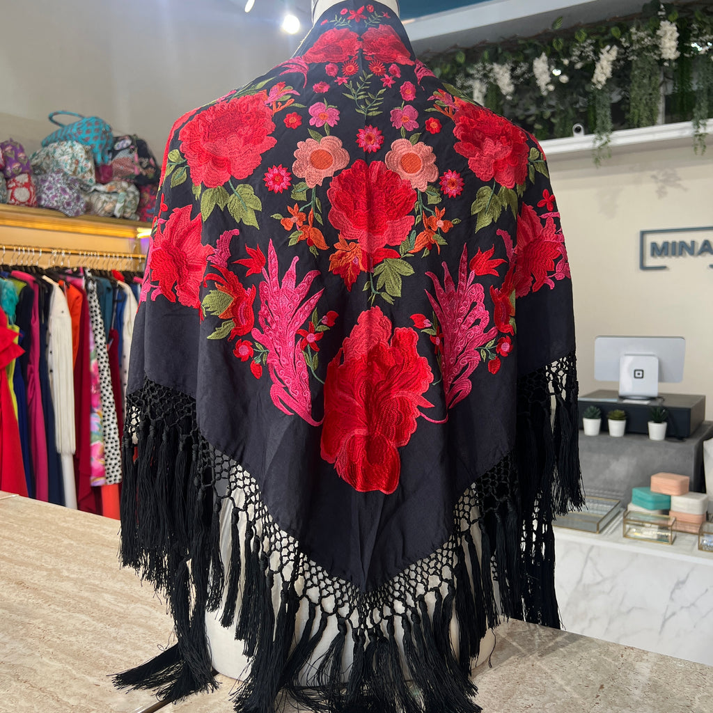 Mantón Cairel negro