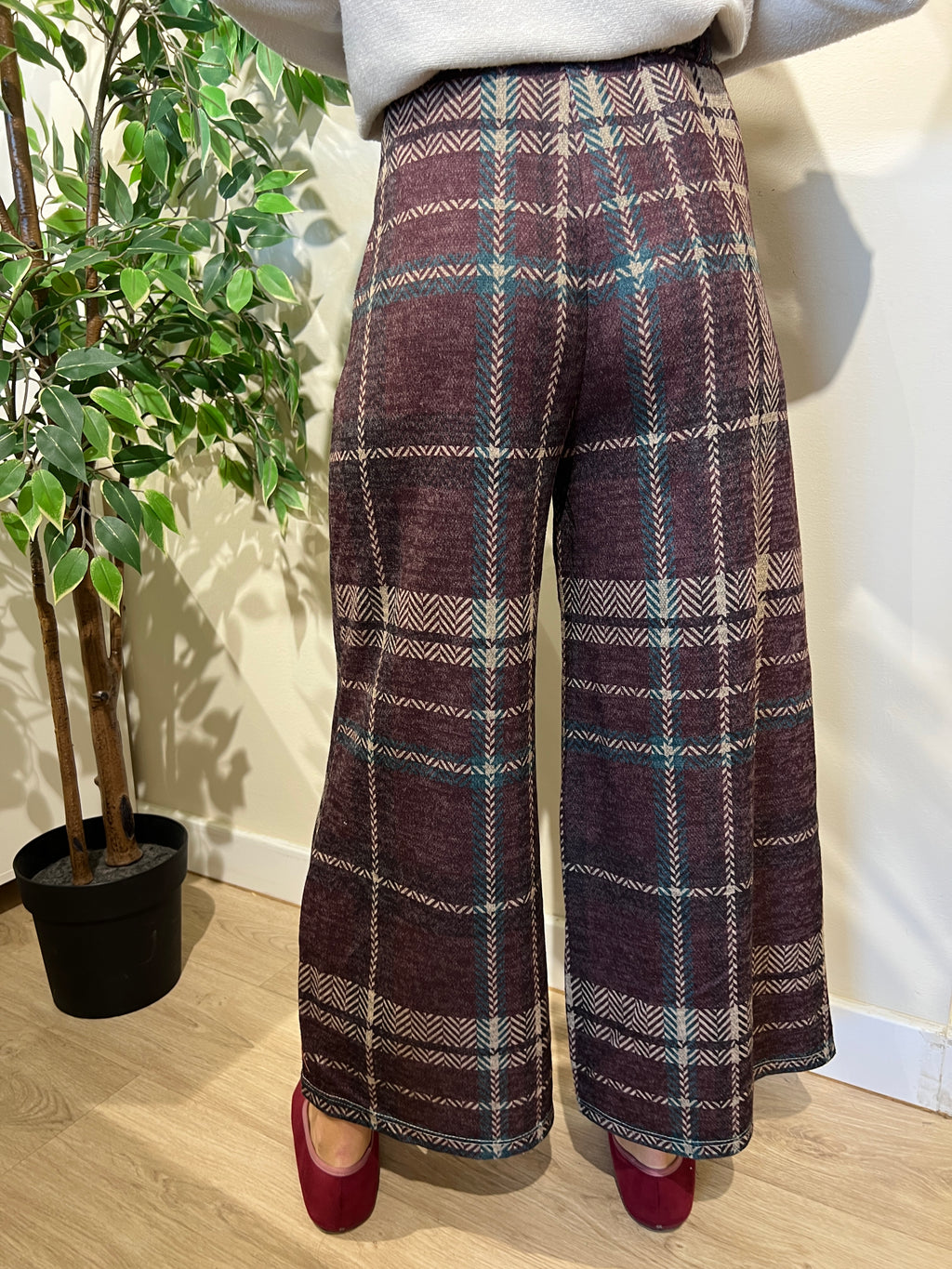 Pantalón Maribel modelo 6