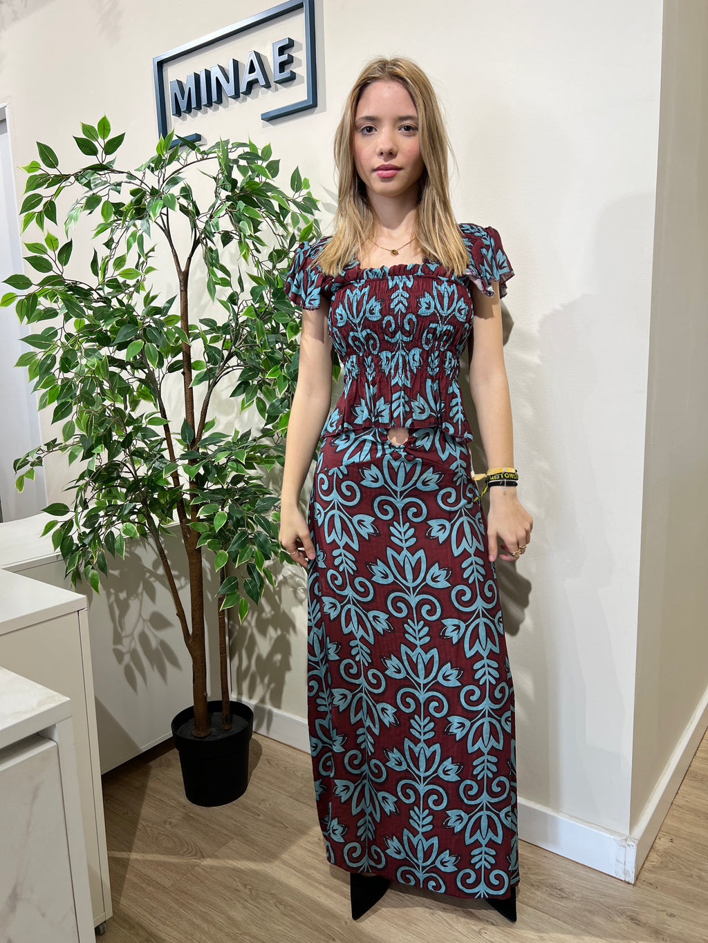 Conjunto Lucía granate