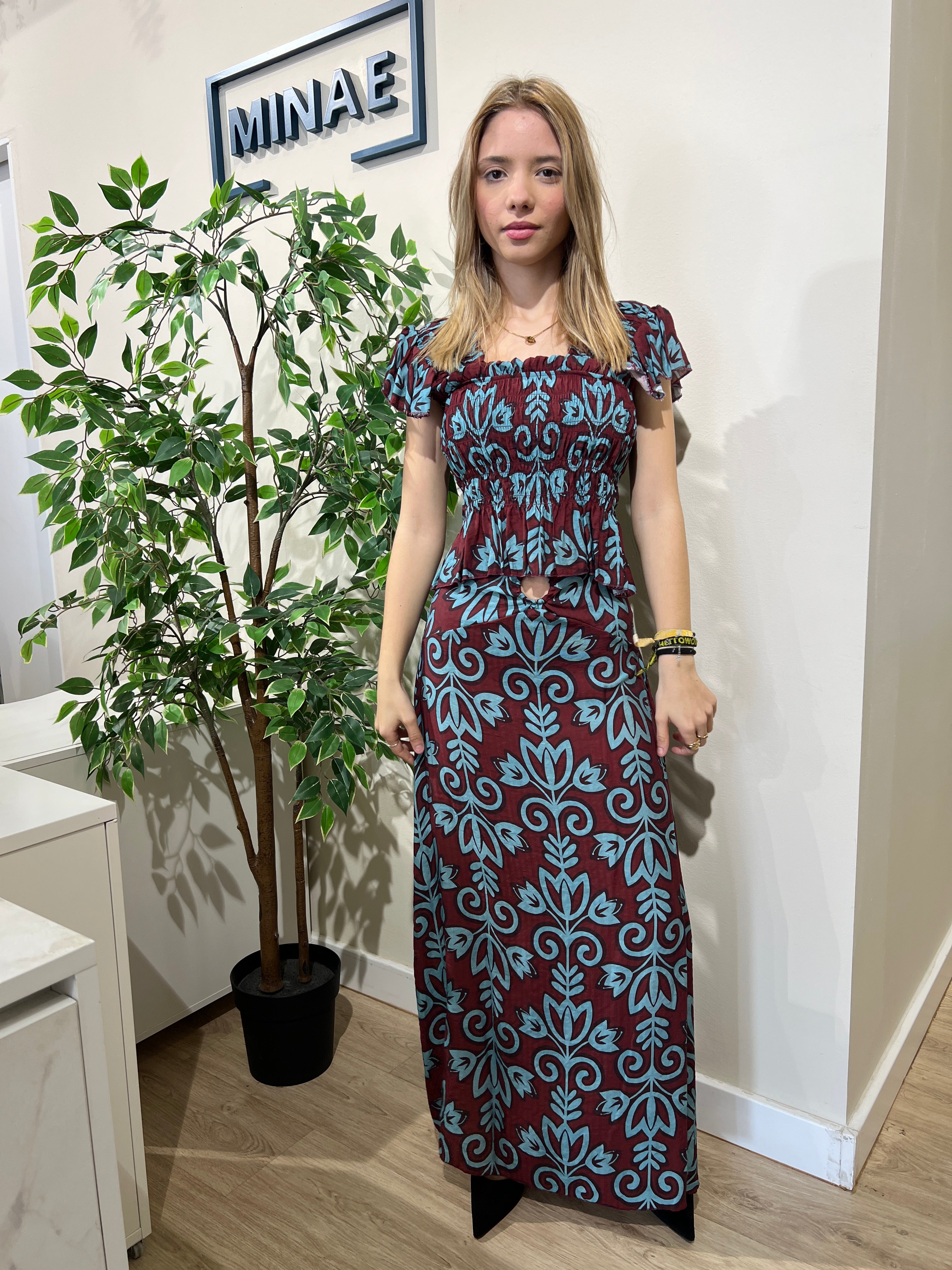 Conjunto Lucía granate