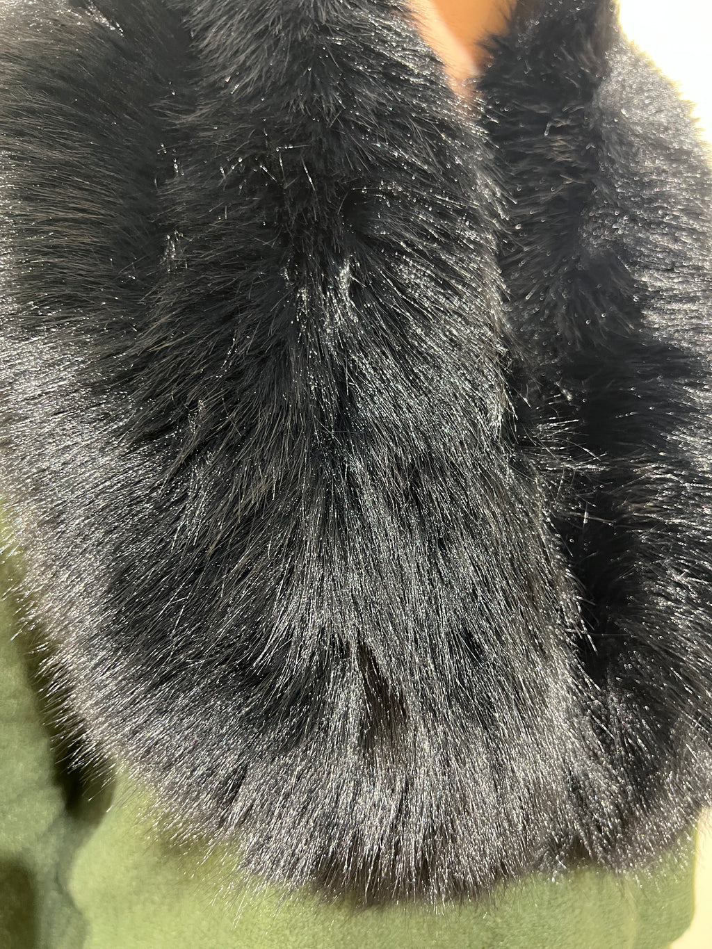 Cuello sintético negro