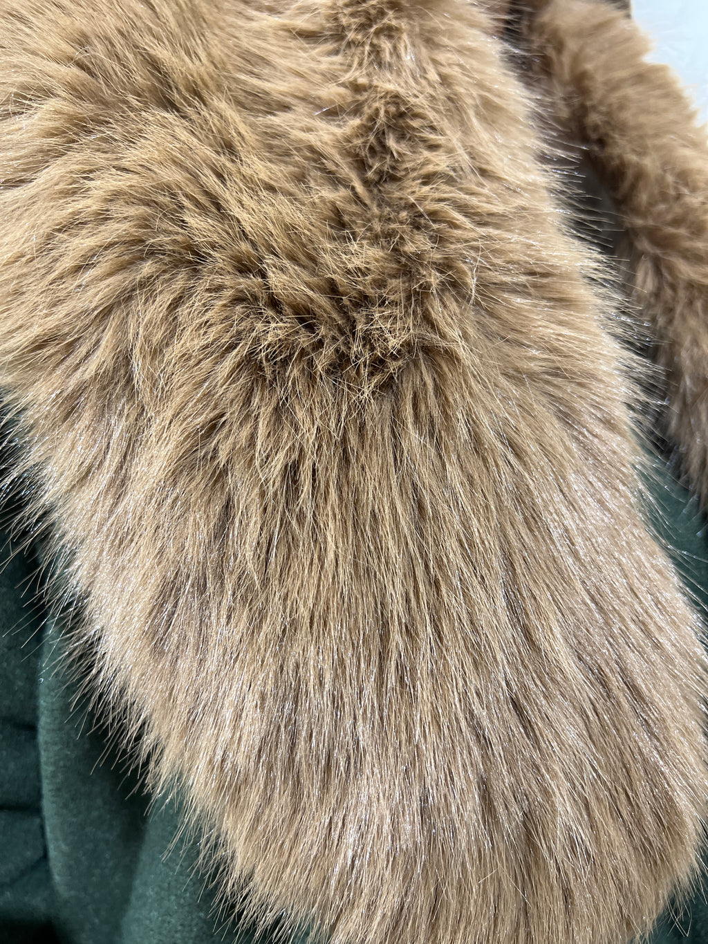 Cuello sintético camel