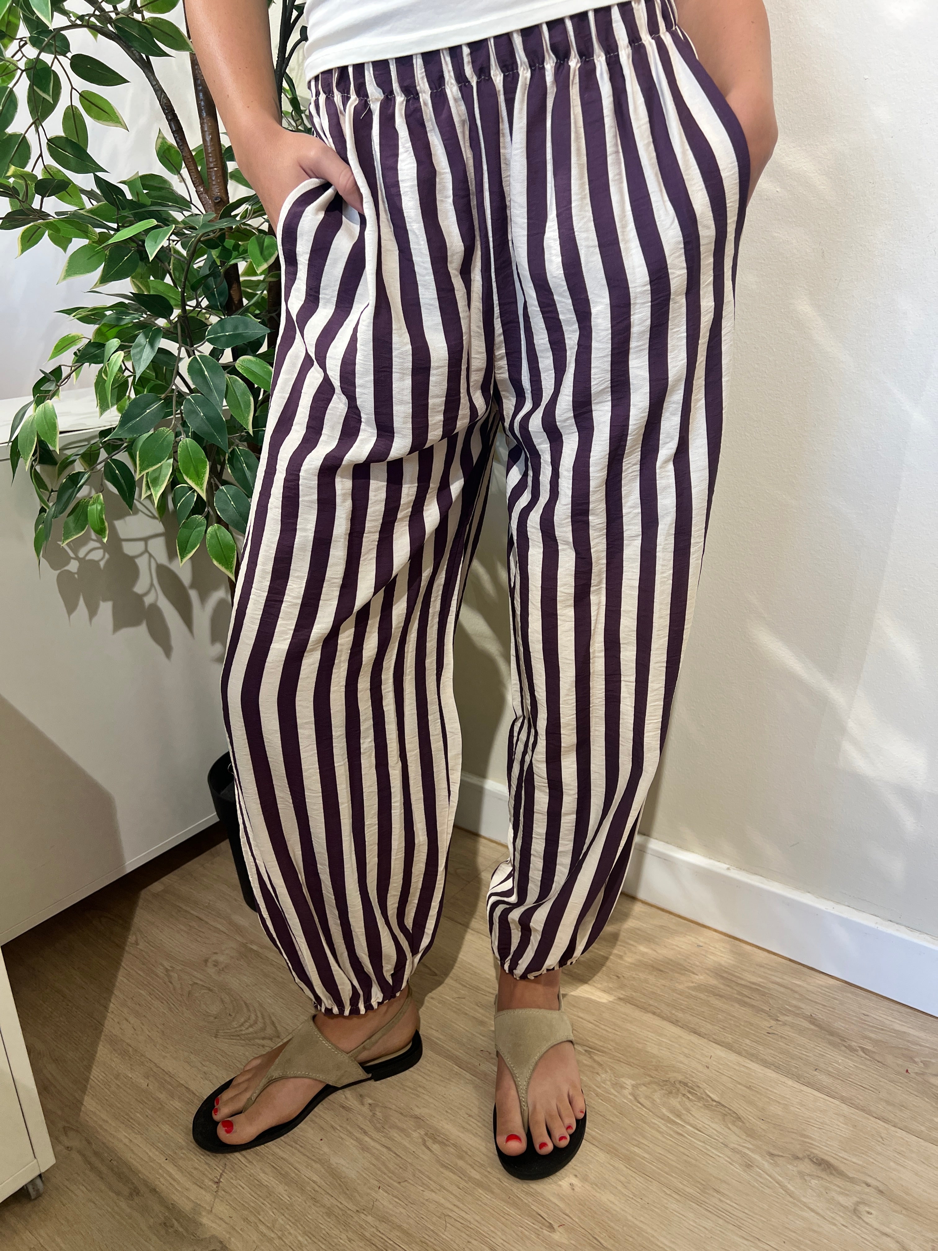 Pantalón bombacho rayas morado