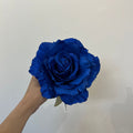 Rosa azul oscuro