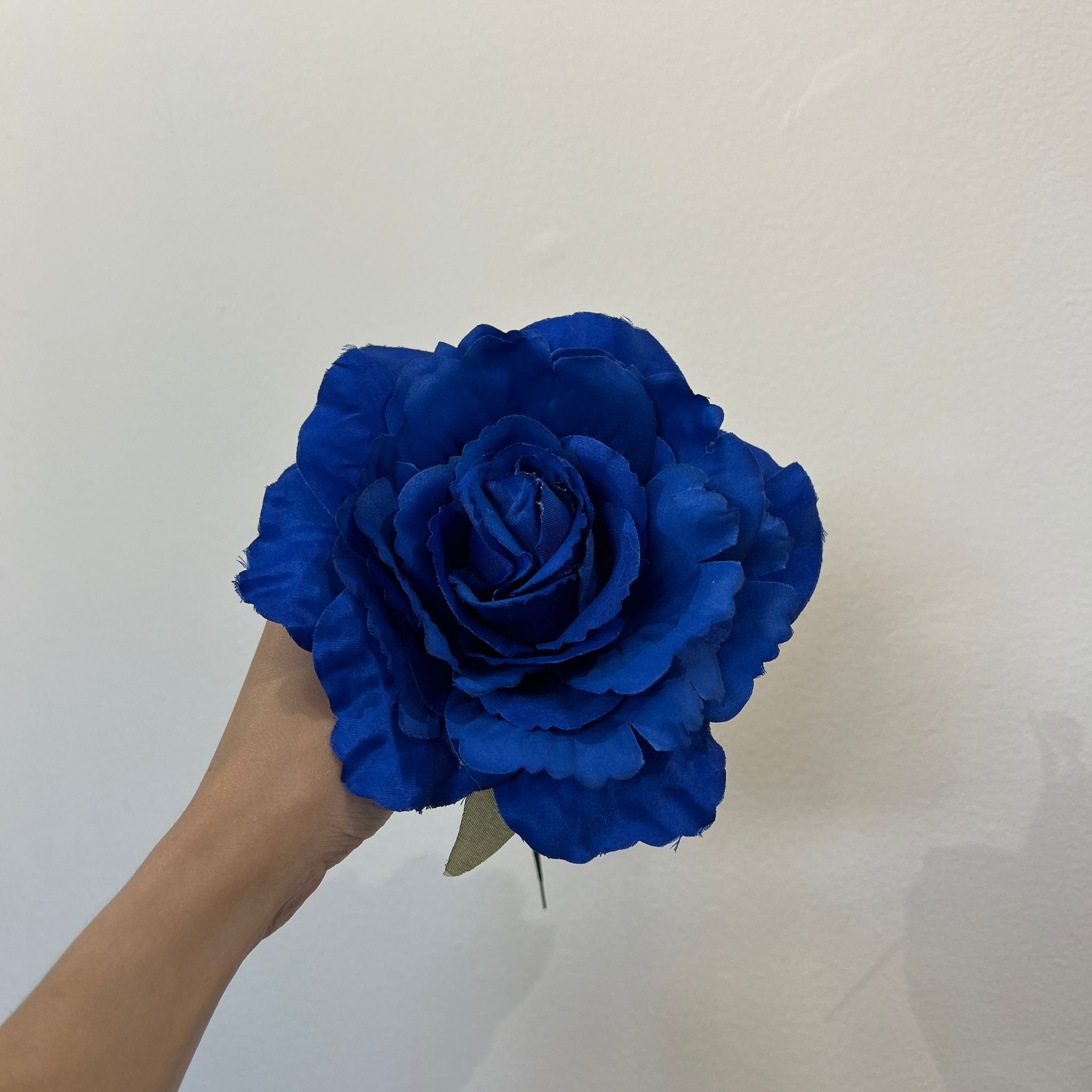 Rosa azul oscuro
