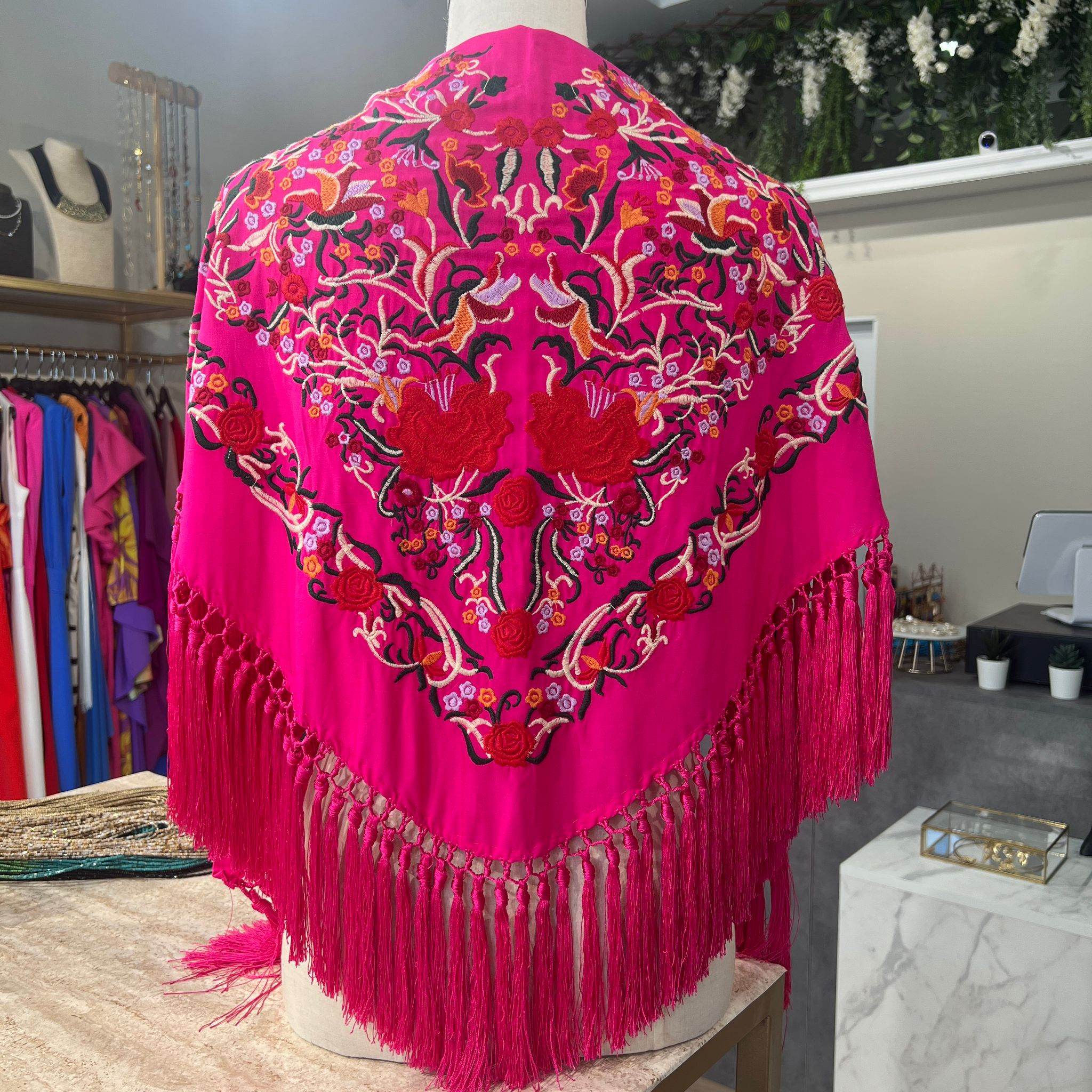 Mantón Romera fucsia