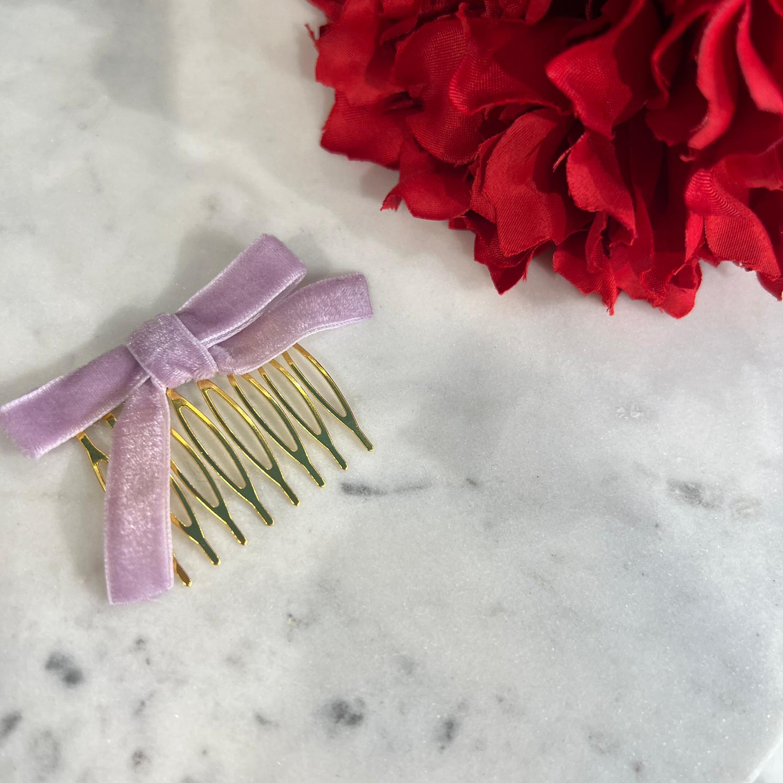 Peinecillo lazo lila