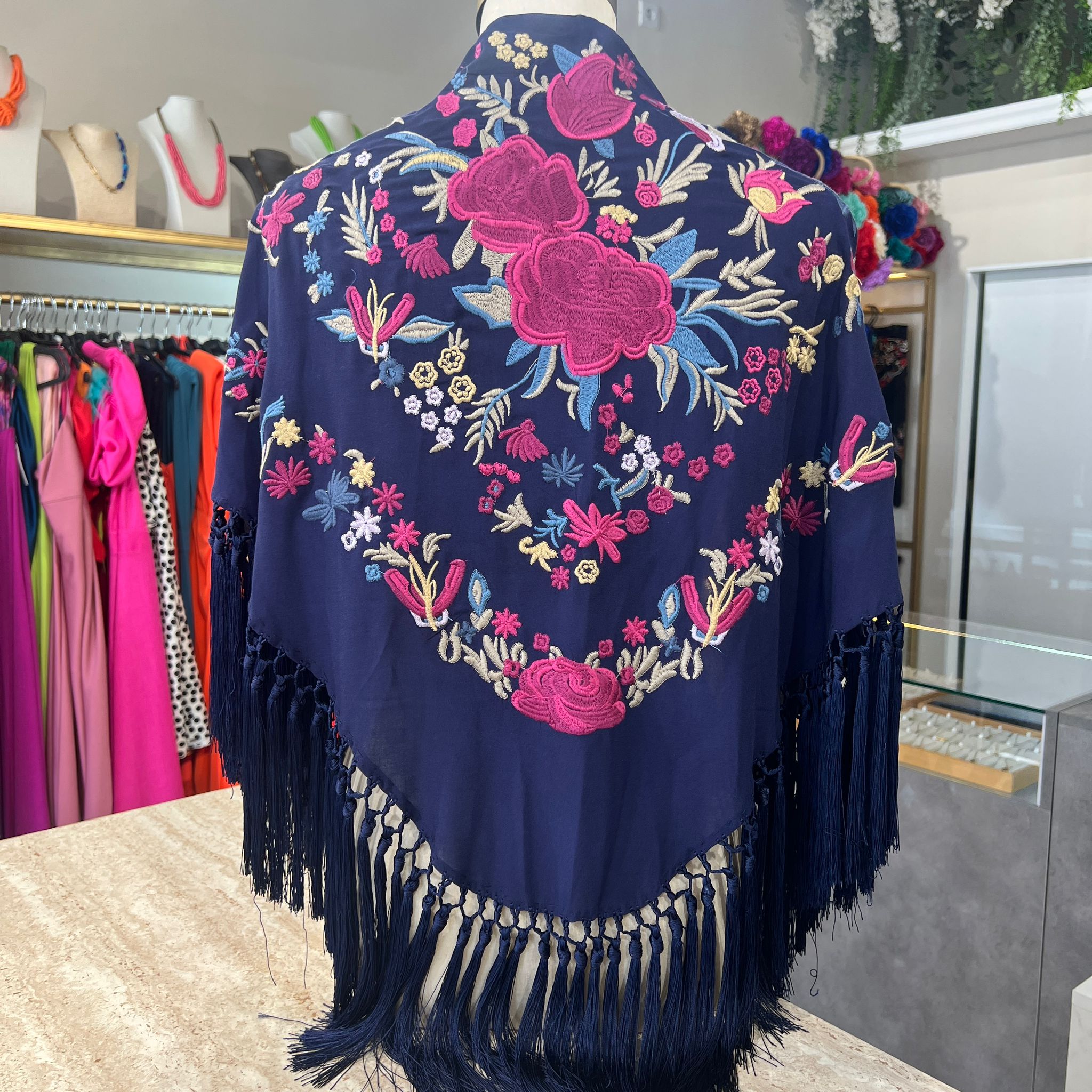 Mantón Cantiña azul marino