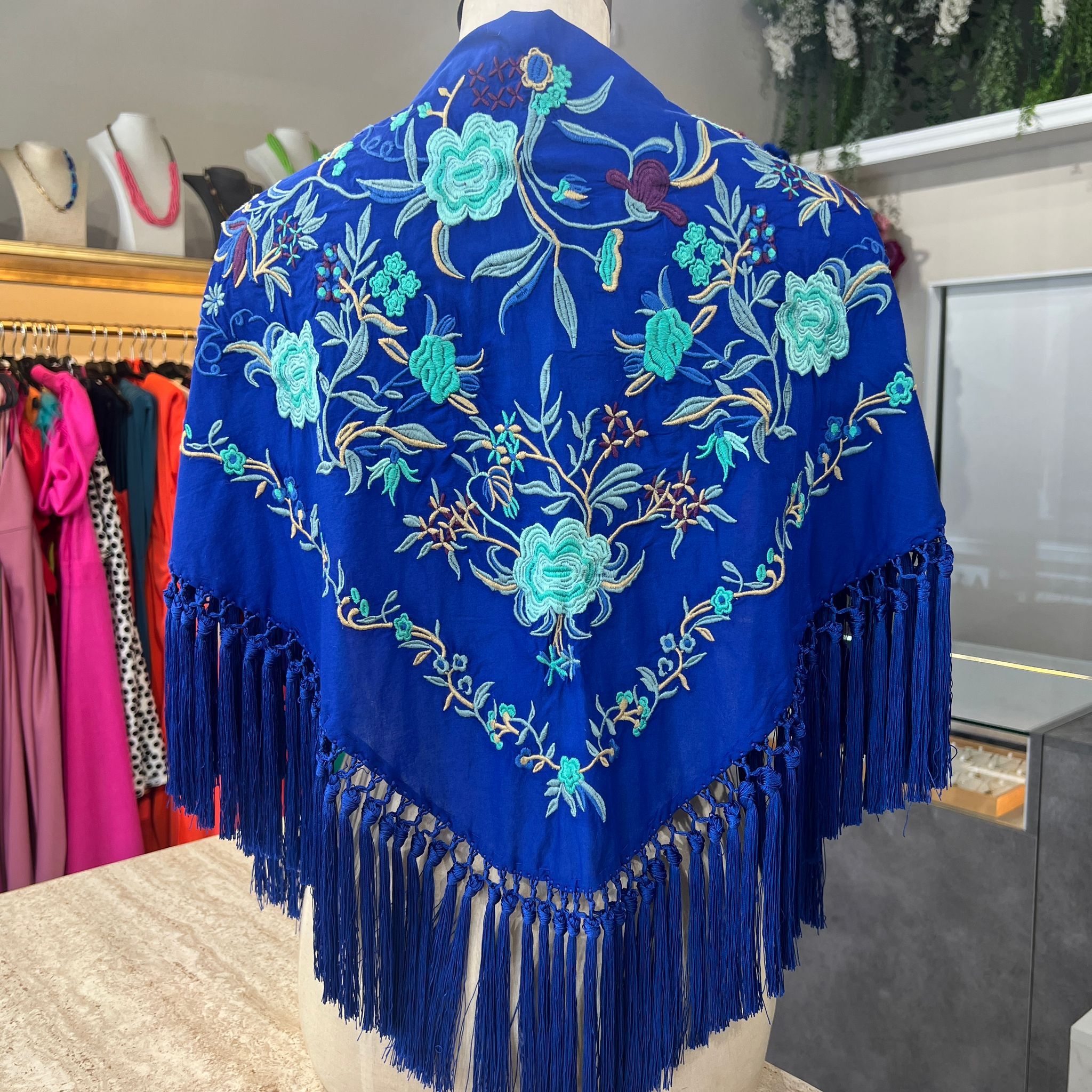 Mantón Soleá azul eléctrico con celeste