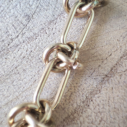 Collar Knot dorado