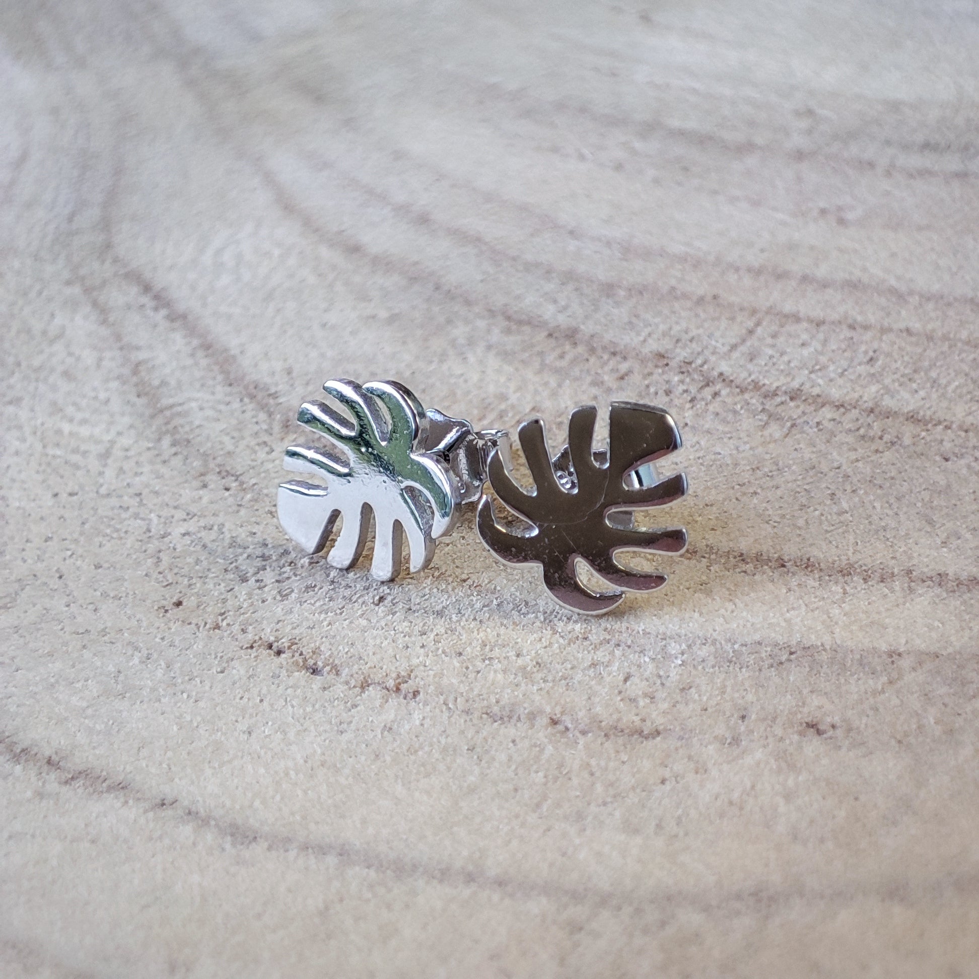 Monstera plateado - 23joyas